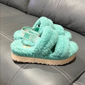 REDUCED!!!!! UGG Fluffitta Platform Slippers